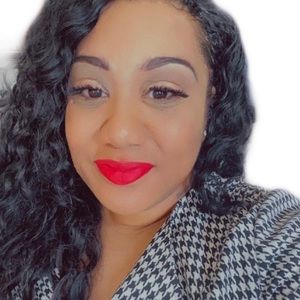 Meet your Posher, Carlene